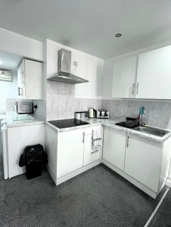 2 Bed Apartment In Bham City Centre W Parking Birmingham Exterior photo